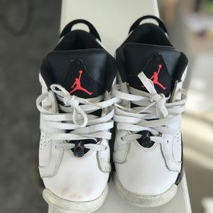 Jordan 6 Retro Low